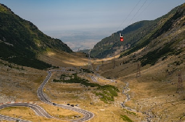 我生来就是高山而非溪流